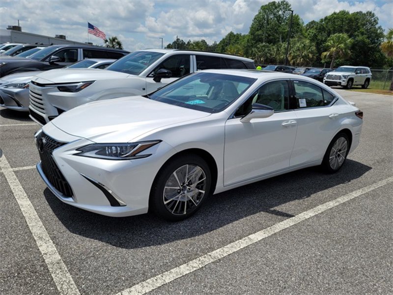 New 2025 Lexus ES 300h w/ Premium Package image 1