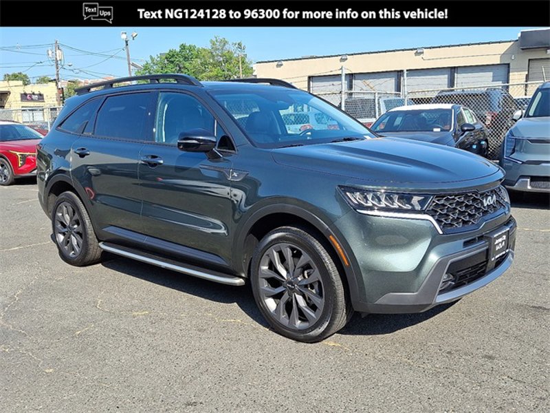 Certified 2022 Kia Sorento X-Line EX image 1