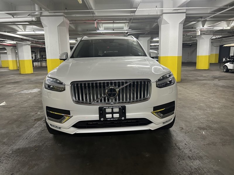 Certified 2025 Volvo XC90 B6 Plus w/ Protection Package image 1