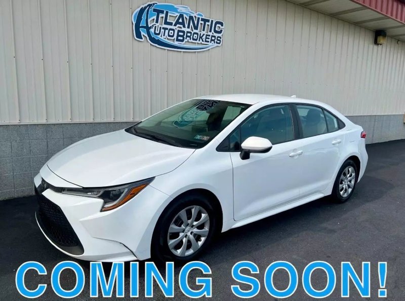 Used 2020 Toyota Corolla LE image 1