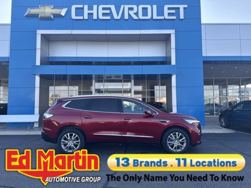 Certified 2023 Buick Enclave Essence w/ Experience Buick Package image 1