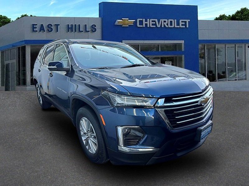 Certified 2022 Chevrolet Traverse LT image 1