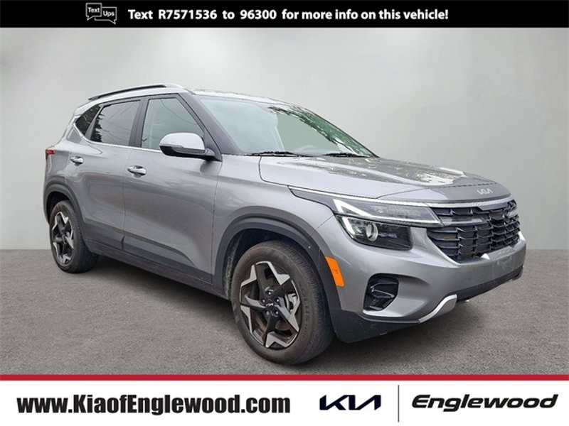 Certified 2024 Kia Seltos EX image 1