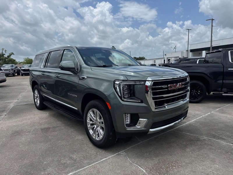 Certified 2024 GMC Yukon XL SLT w/ SLT Luxury Package image 1