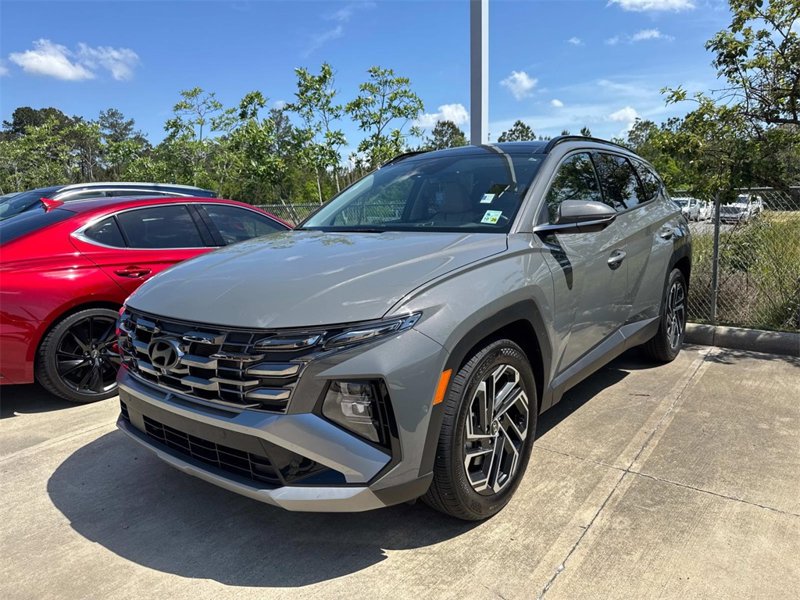 Certified 2025 Hyundai Tucson Limited image 1