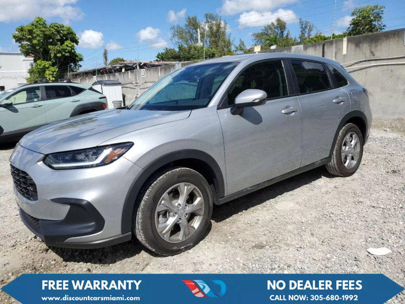 Used 2025 Honda HR-V LX image 1