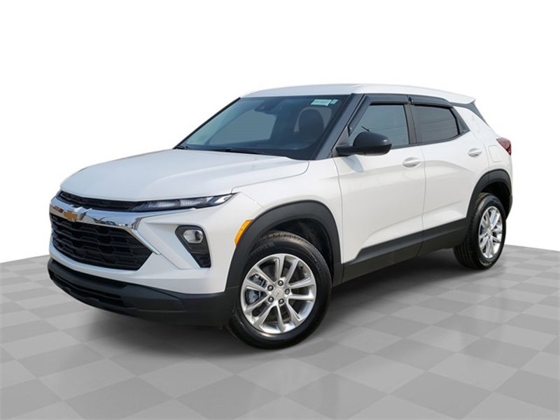 Certified 2025 Chevrolet TrailBlazer LS w/ LS Convenience Package image 1