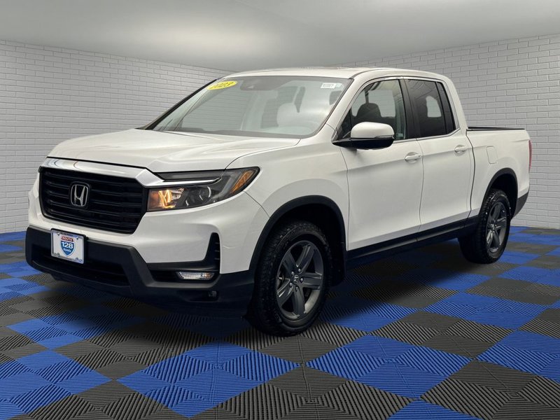 Certified 2023 Honda Ridgeline RTL image 1