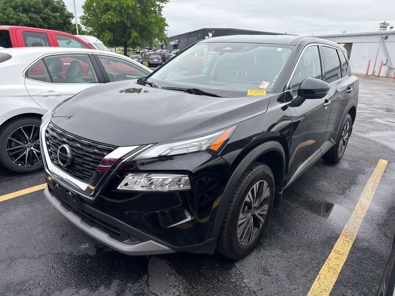 Certified 2021 Nissan Rogue SV image 1