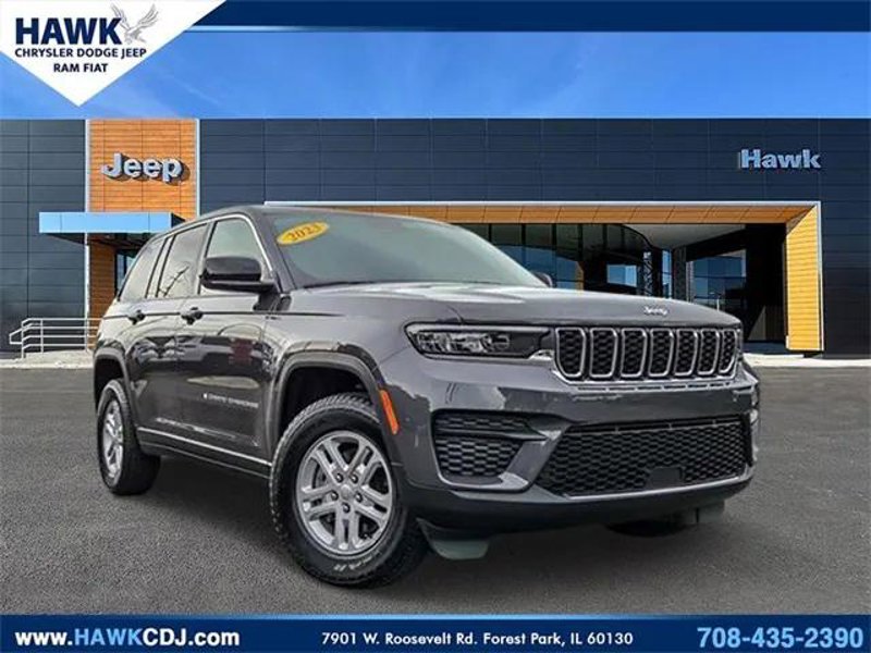 Certified 2023 Jeep Grand Cherokee Laredo w/ Luxury Tech Group I image 1