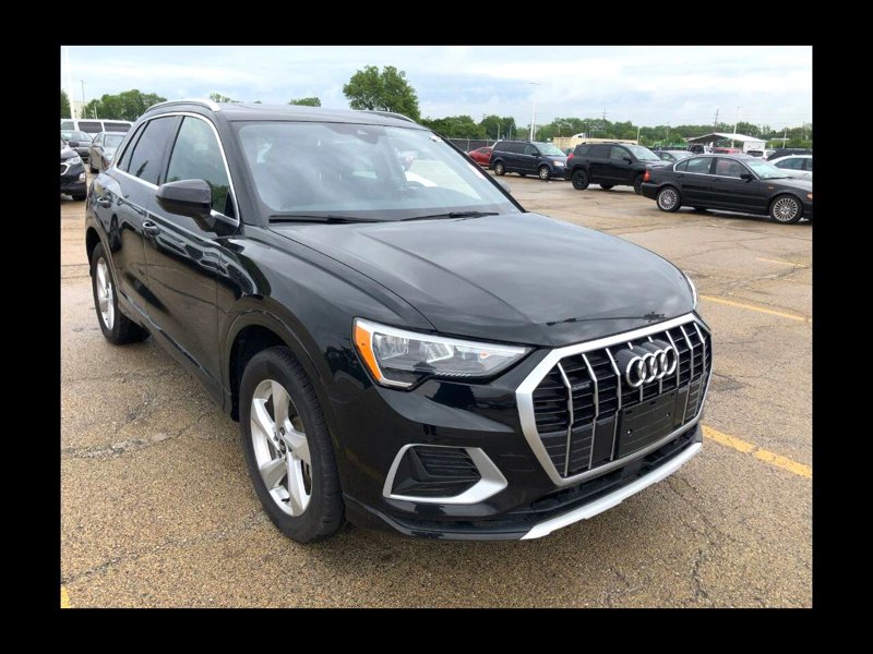 Used 2022 Audi Q3 2.0T Premium image 1