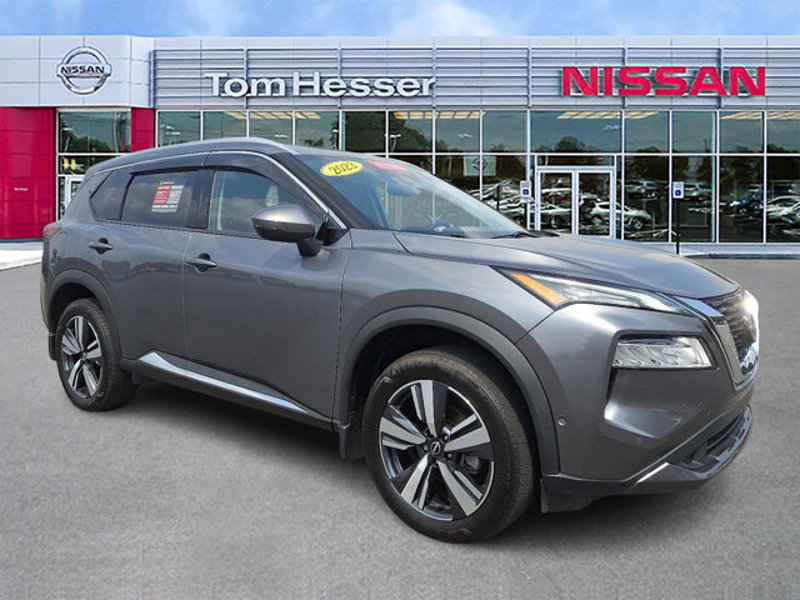 Certified 2023 Nissan Rogue SL image 1