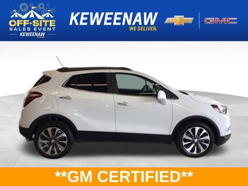 Used 2022 Buick Encore Preferred w/ Safety Package II image 1