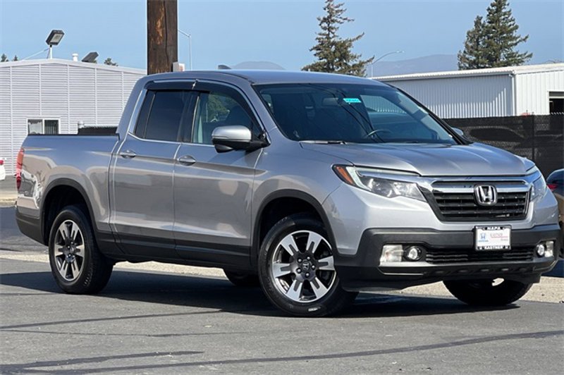 Certified 2017 Honda Ridgeline RTL-T image 1