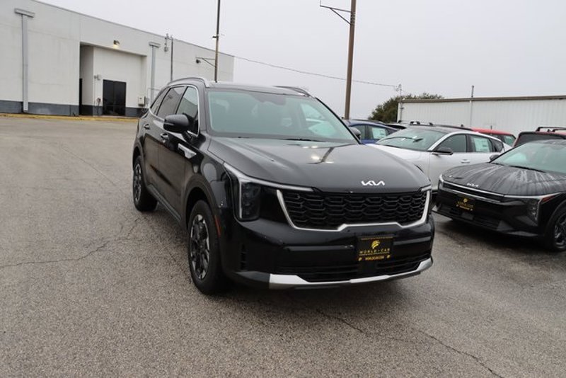 Certified 2024 Kia Sorento S w/ Panoramic Sunroof Package image 1