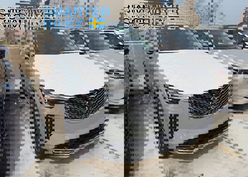New 2026 Volvo XC90 B6 Ultra image 1