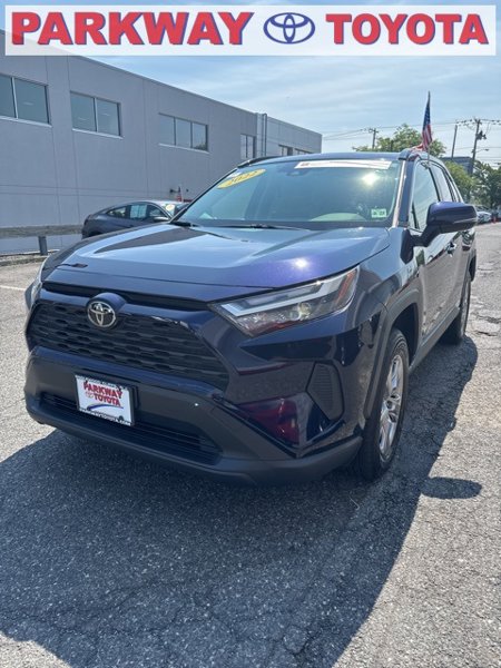 Certified 2022 Toyota RAV4 XLE image 1