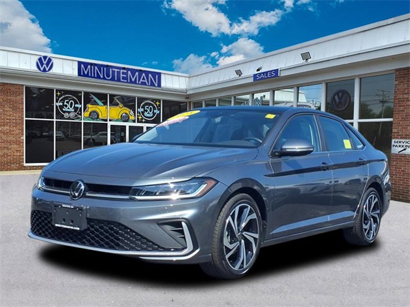 Certified 2025 Volkswagen Jetta SEL image 1