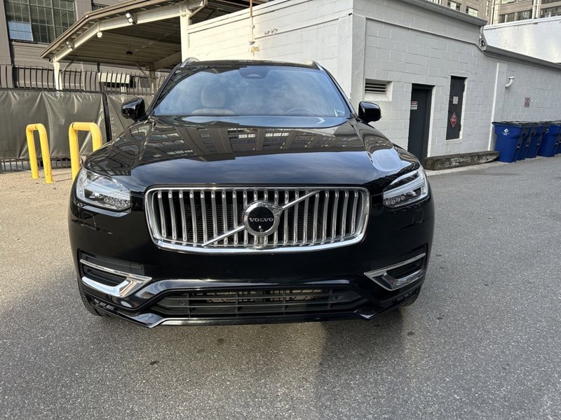 Certified 2024 Volvo XC90 B6 Ultimate image 1