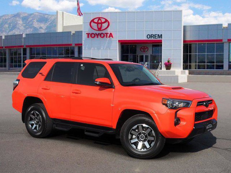 Certified 2024 Toyota 4Runner TRD Off-Road Premium image 1