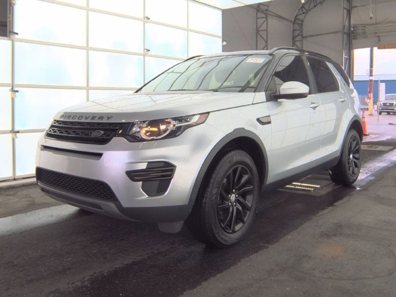 Used 2019 Land Rover Discovery Sport SE image 1