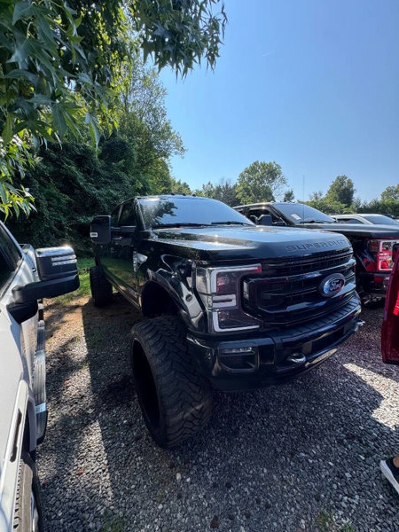 Used 2022 Ford F250 Platinum image 1