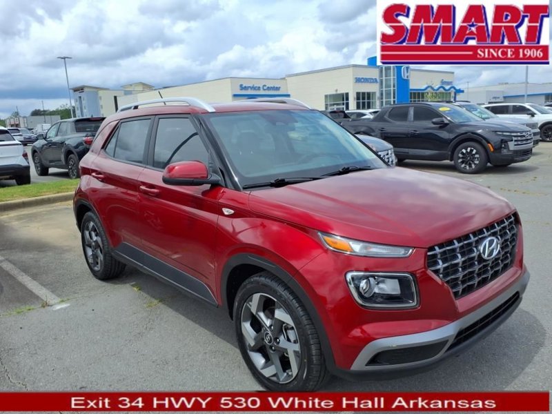 Certified 2024 Hyundai Venue SEL image 1