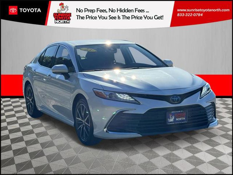 Certified 2023 Toyota Camry XLE image 1