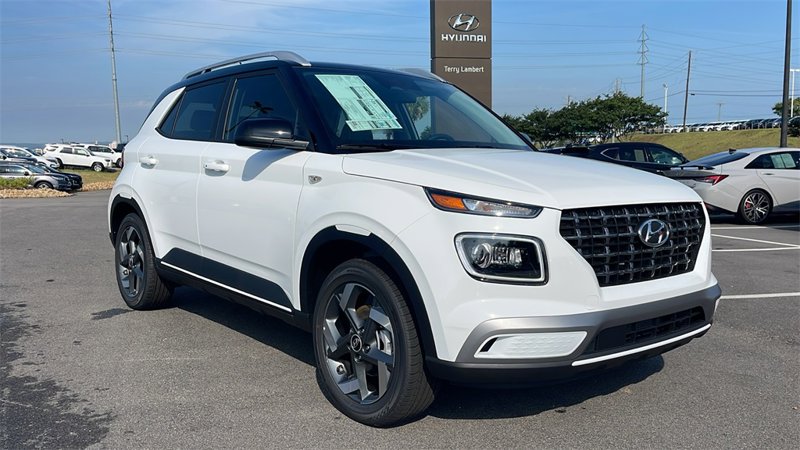 Certified 2024 Hyundai Venue Limited image 1