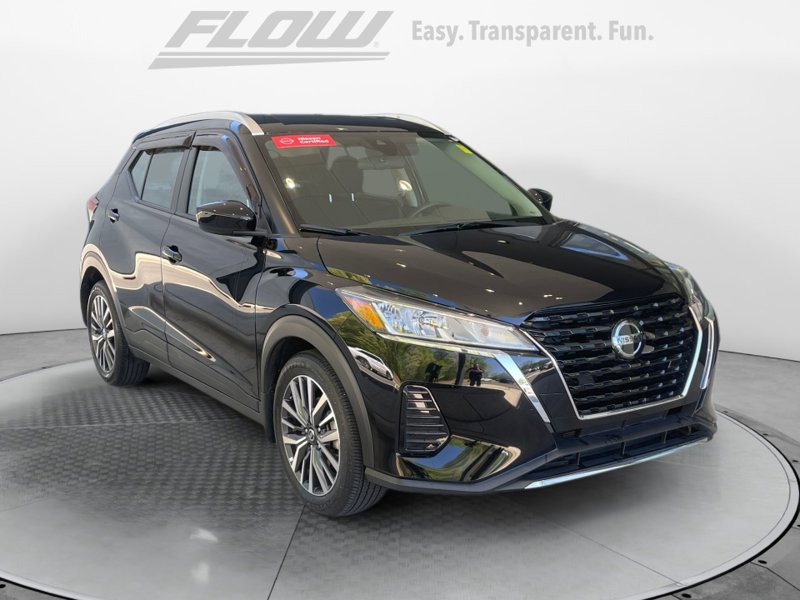 Certified 2021 Nissan Kicks SV image 1