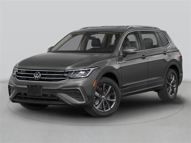 Certified 2022 Volkswagen Tiguan S image 1