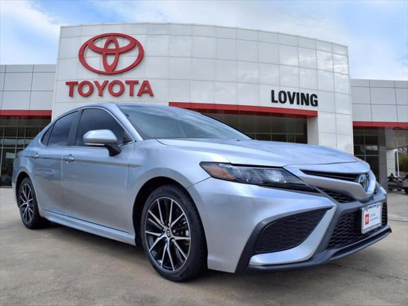 Certified 2023 Toyota Camry SE image 1