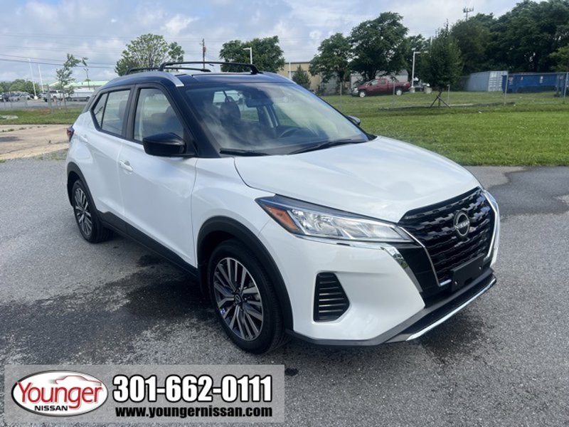 Certified 2024 Nissan Kicks SV w/ Interior Electronics Package image 1