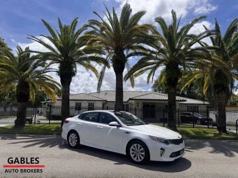 Used 2018 Kia Optima LX image 1