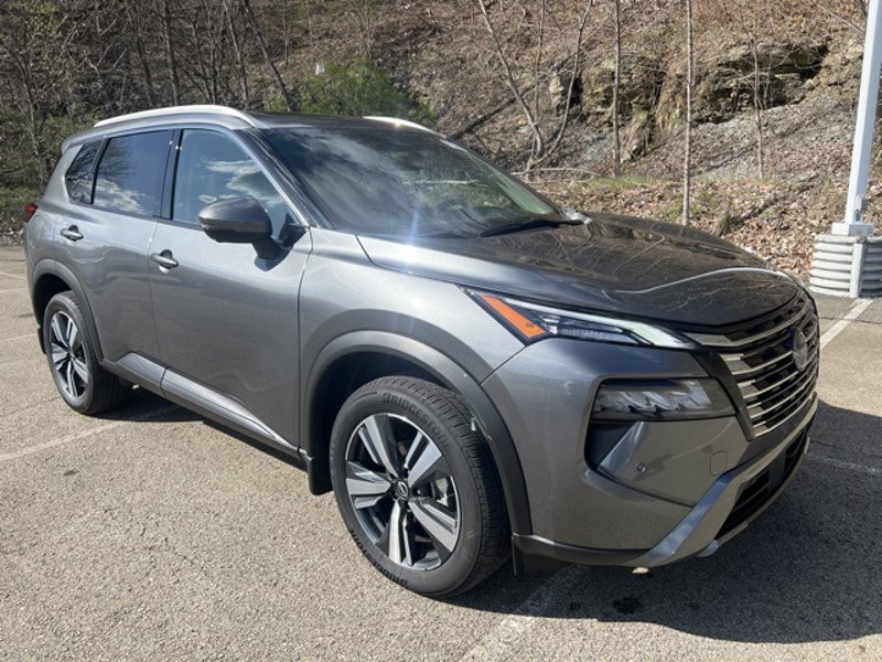 Certified 2024 Nissan Rogue SL w/ SL Premium Package image 1