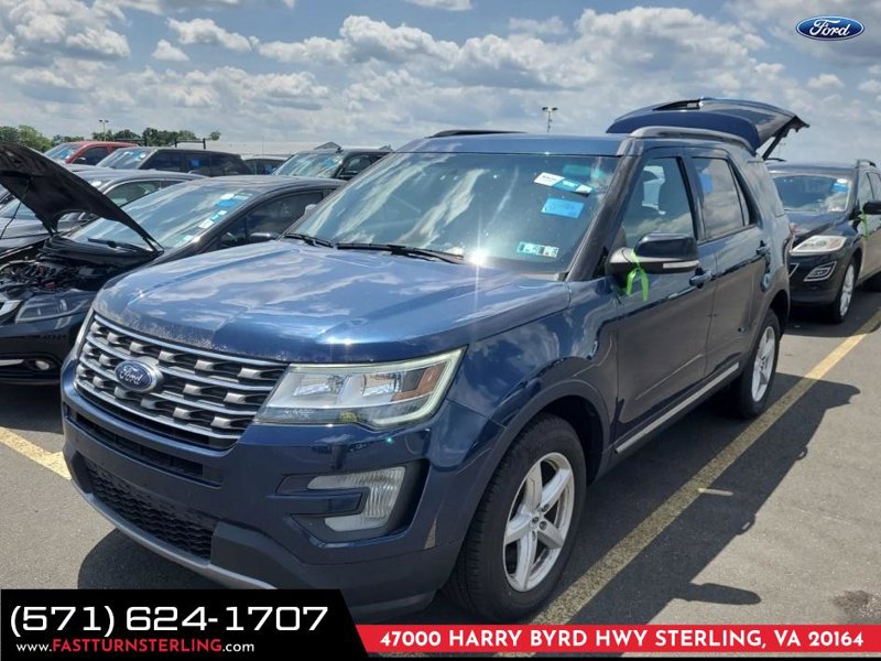 Used 2017 Ford Explorer XLT w/ Equipment Group 202A image 1