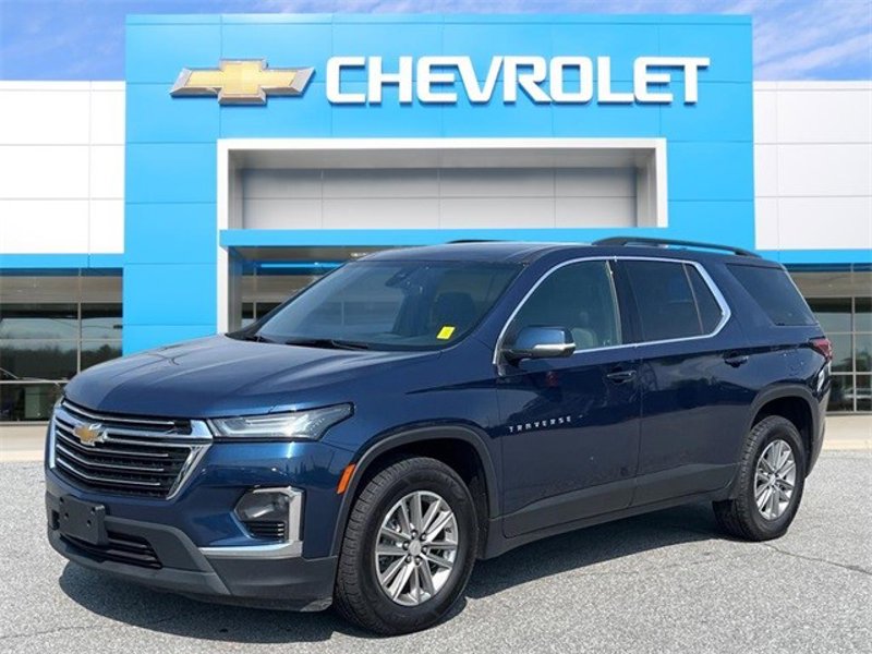 Certified 2023 Chevrolet Traverse LT image 1