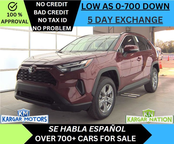 Used 2025 Toyota RAV4 XLE image 1
