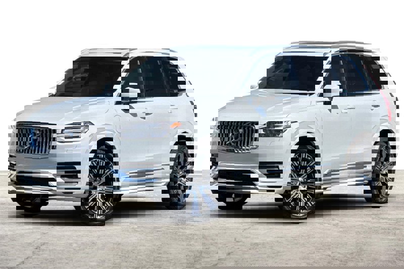 Certified 2024 Volvo XC90 T8 Plus w/ Protection Package Premier image 1