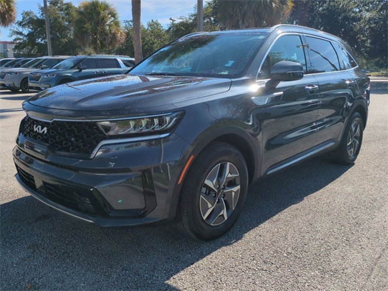 Certified 2024 Kia Sorento EX image 1