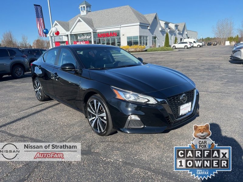 Certified 2022 Nissan Altima 2.5 SR image 1