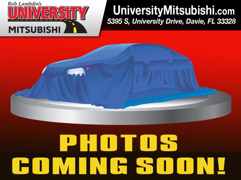 New 2025 Mitsubishi Outlander ES image 1
