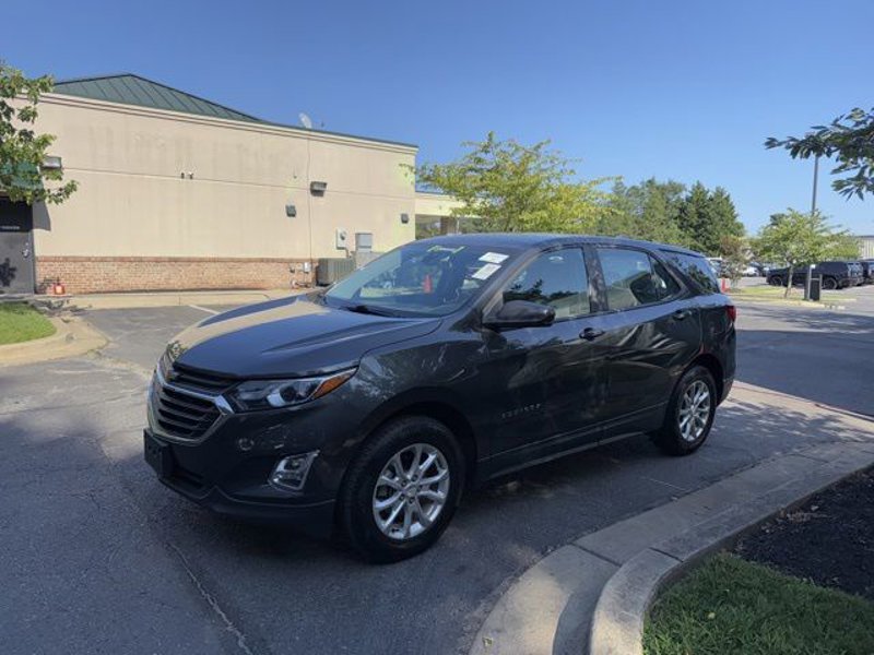 Used 2021 Chevrolet Equinox LS image 1
