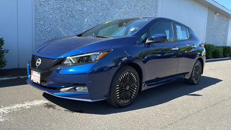 Certified 2024 Nissan Leaf SV Plus image 1