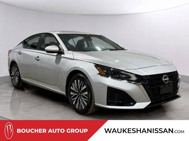 Certified 2023 Nissan Altima 2.5 SV w/ SV Premium Package image 1