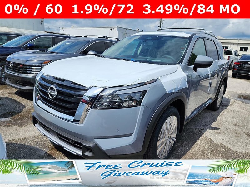 New 2025 Nissan Pathfinder Platinum image 1