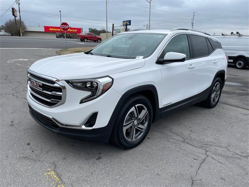 Certified 2021 GMC Terrain SLT image 1