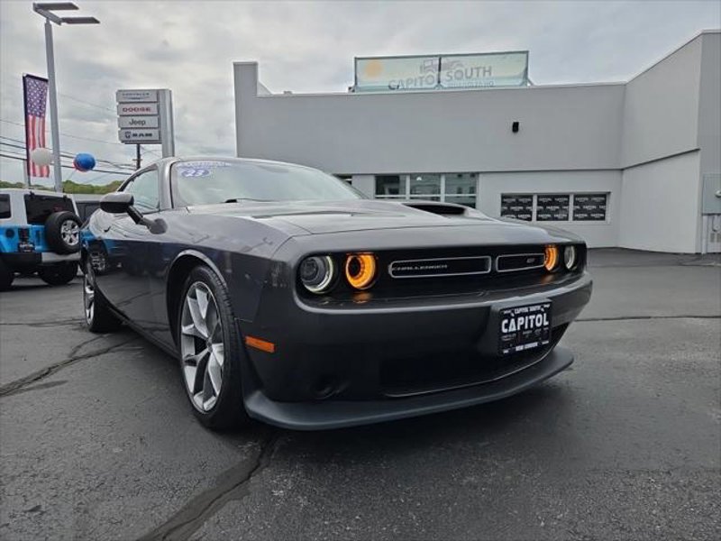 Certified 2023 Dodge Challenger GT image 1