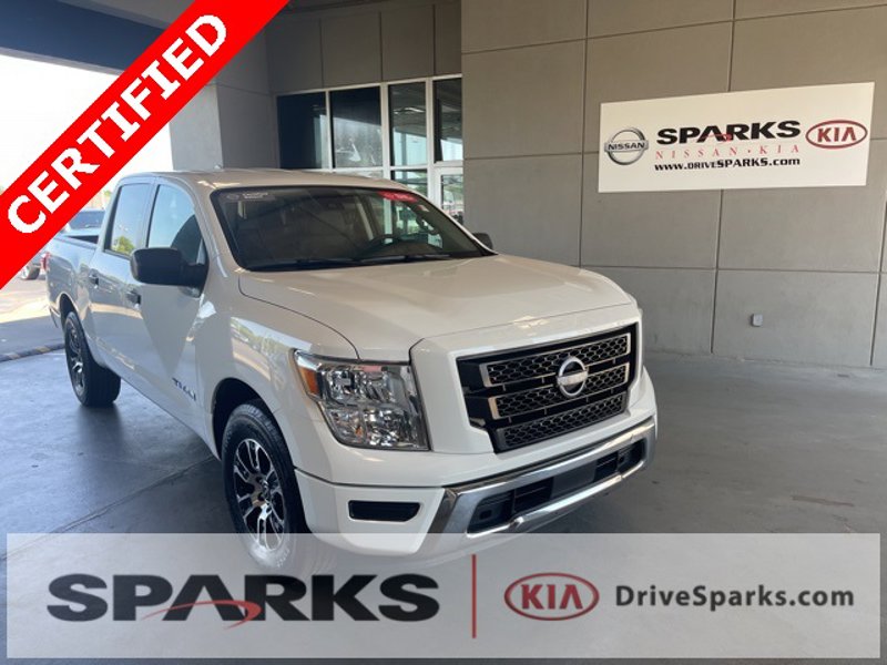 Certified 2023 Nissan Titan SV image 1
