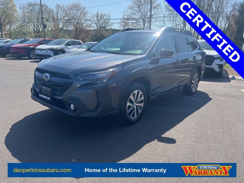 Certified 2025 Subaru Outback Premium image 1